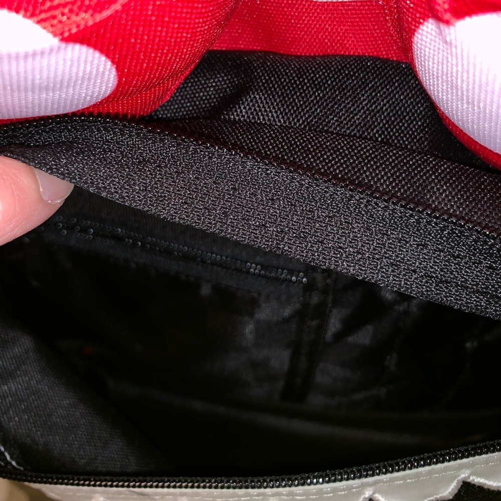 NWT Vans x Disney Minnie Mouse Bow Realm Backpack - Picture 6 of 8